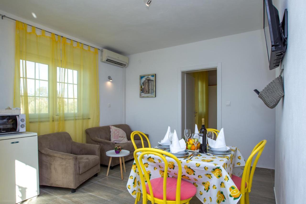 Apartments Luka Rtina Extérieur photo