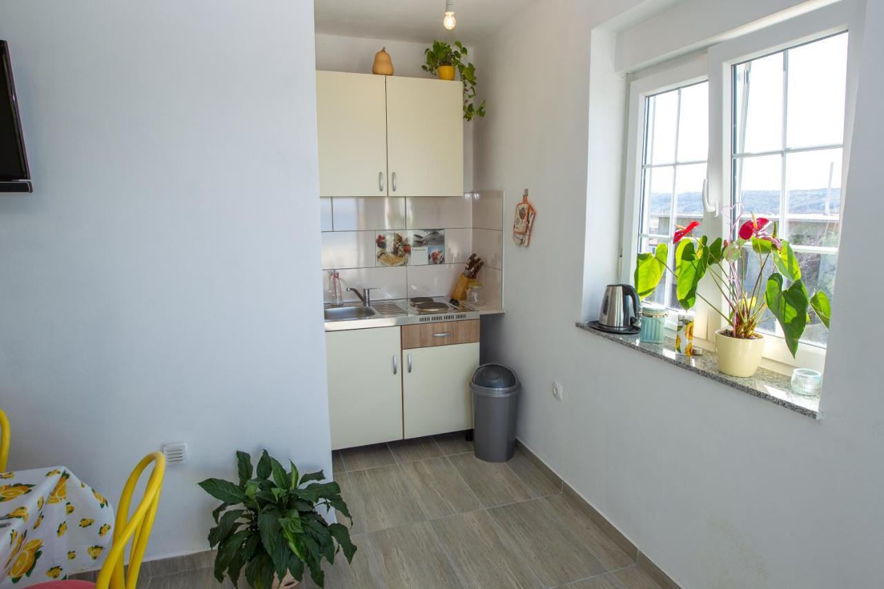 Apartments Luka Rtina Extérieur photo