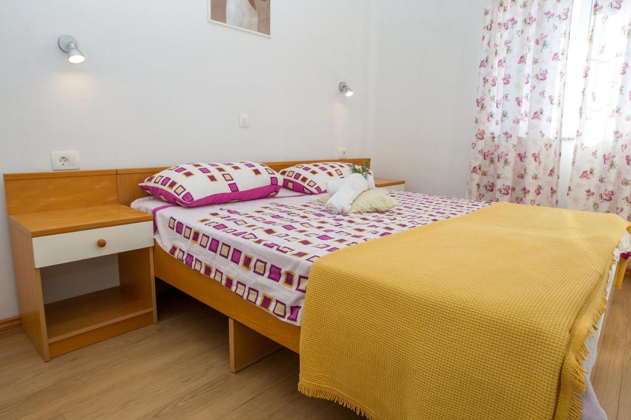 Apartments Luka Rtina Extérieur photo