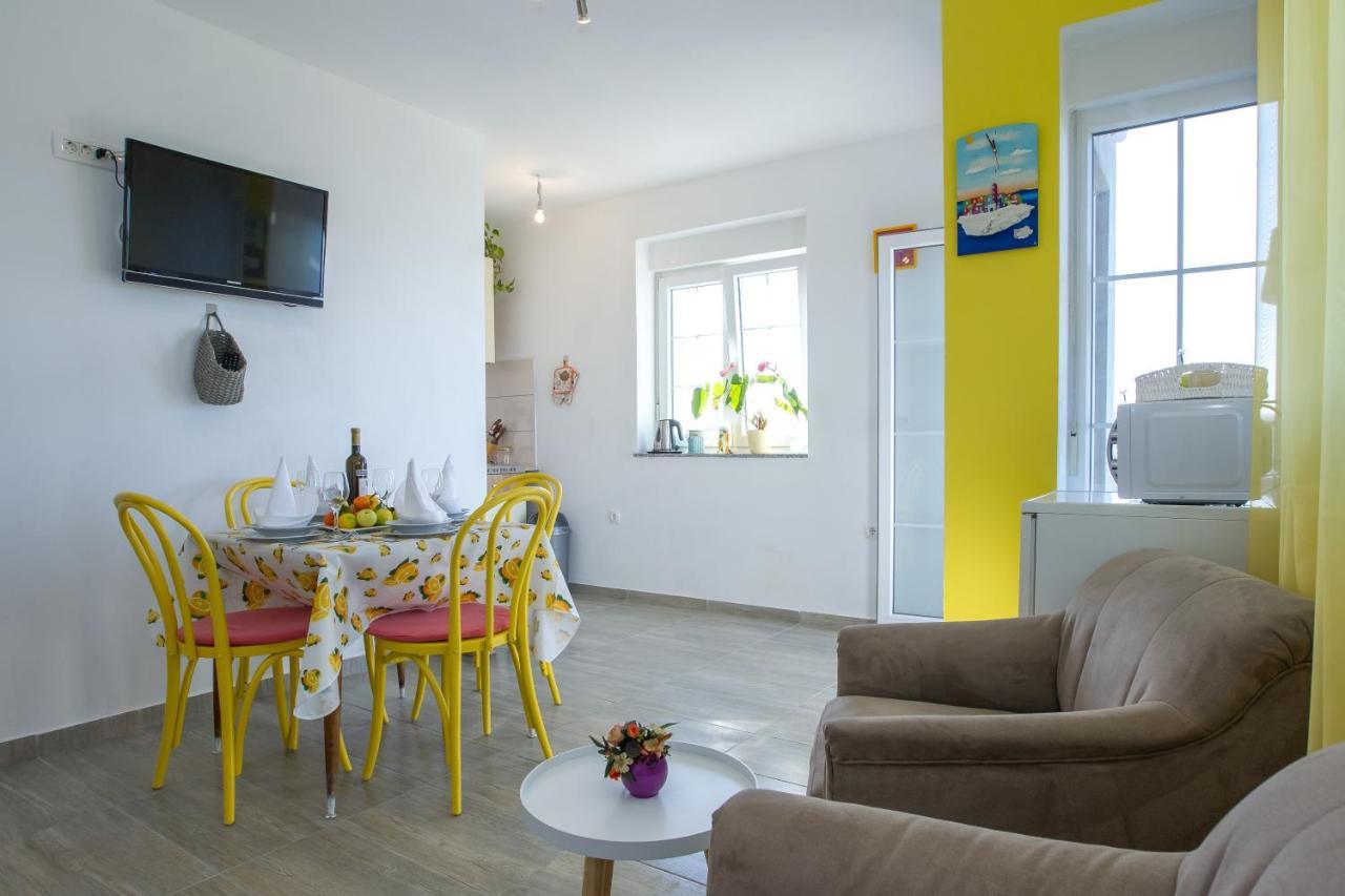Apartments Luka Rtina Extérieur photo